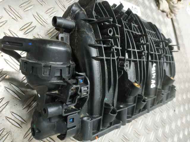 Kolektor ssący Audi A4 8W2, 8WC