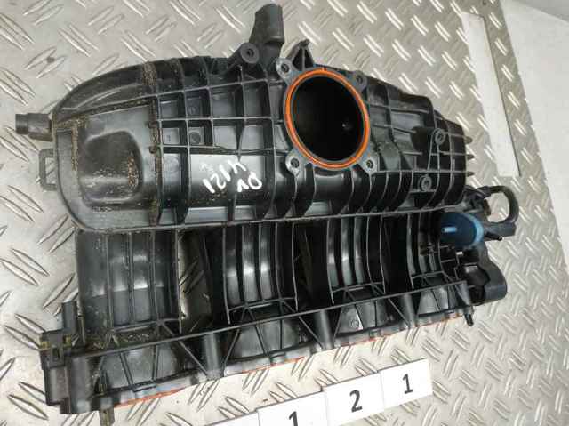 Kolektor ssący Audi A4 8W2, 8WC