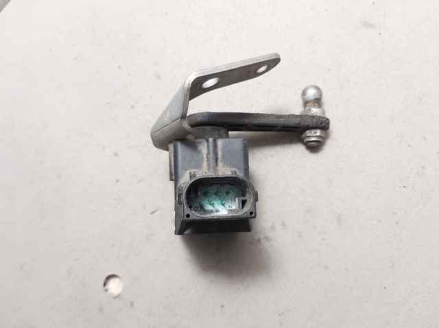 1093698 BMW