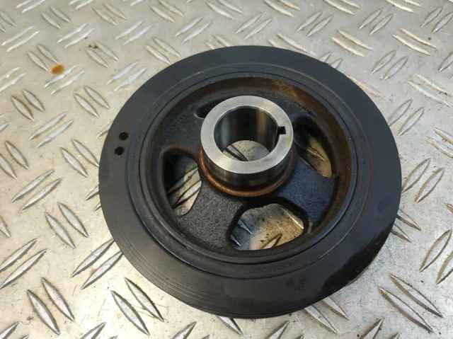 Koło pasowe wału korbowego 1104A102 MITSUBISHI