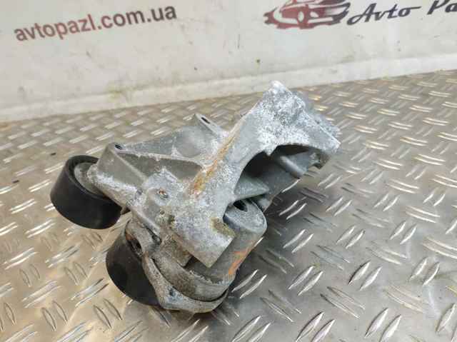 Wspornik alternatora Renault Megane 4 K9A, K9M, K9N
