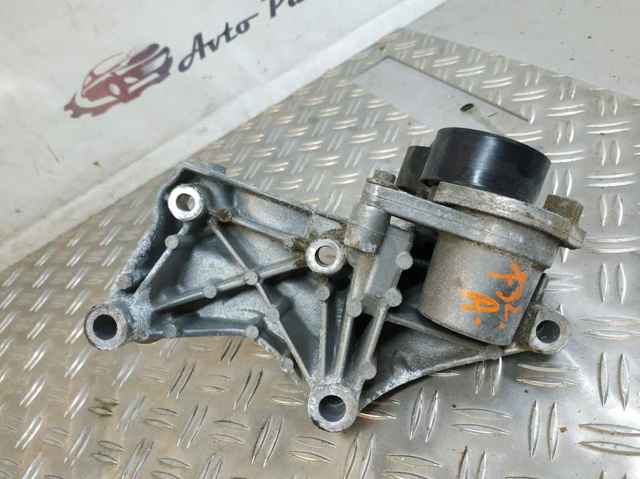Wspornik alternatora Renault Megane 4 K9A, K9M, K9N