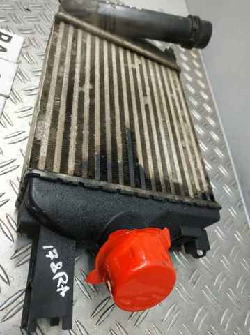Chłodnica intercoolera 144967634R RENAULT