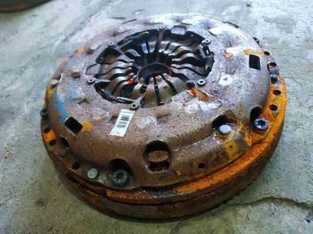 Koło zamachowe silnika Ford Kuga 1 CBV