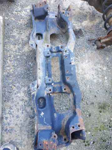 Korpus osi przedniej Subaru Outback 3 B13, BP