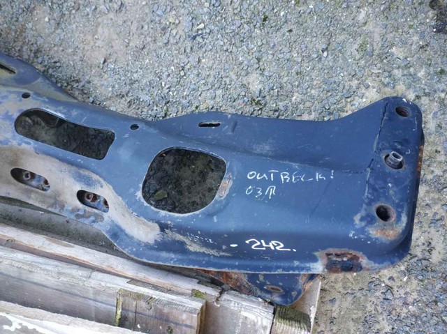 Korpus osi przedniej Subaru Outback 3 B13, BP