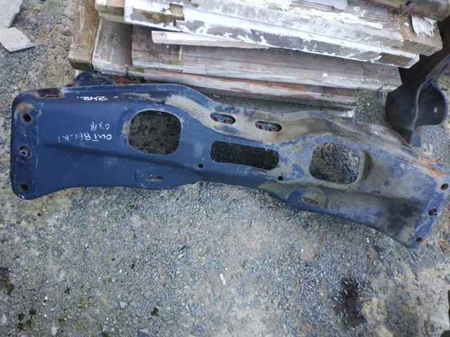 Korpus osi przedniej Subaru Outback 3 B13, BP