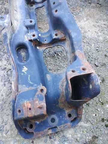 Korpus osi przedniej Subaru Outback 3 B13, BP