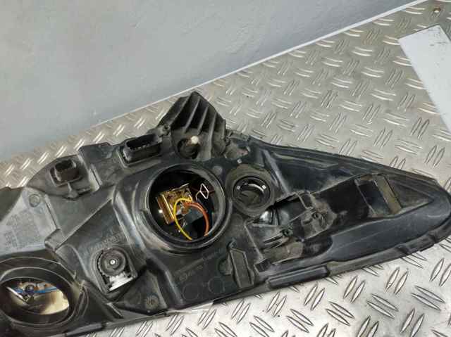 Reflektor lewy 260603859R RENAULT