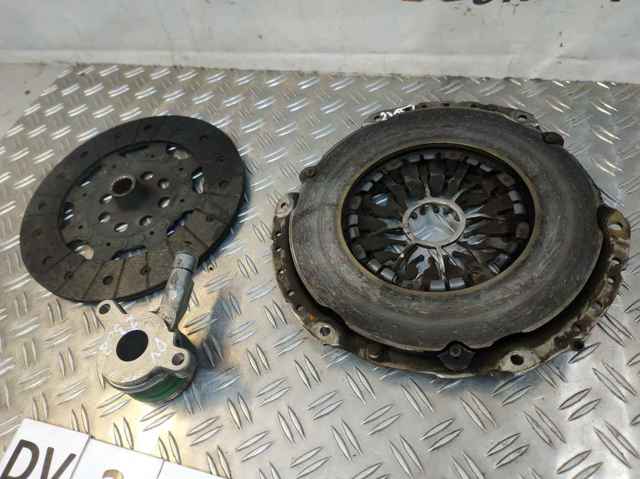 302057116R Renault (RVI)