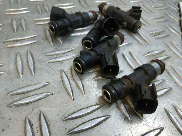 Wtryskiwacz paliwa 30757534 VOLVO