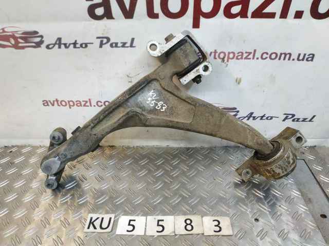 Wahacz zawieszenia przedniego dolny lewy 31658893 VOLVO