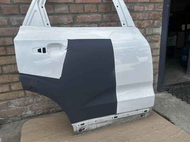 Drzwi tylne prawe 32228851 VOLVO