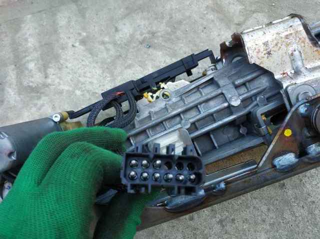 Kolumna (wał) kierownicza (kierownicy) 32306786603 BMW