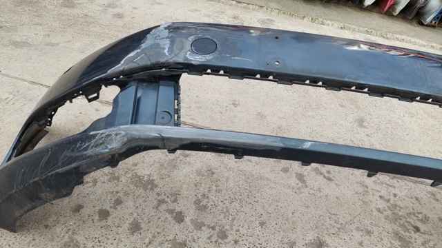 Zderzak przedni Volkswagen Passat 362