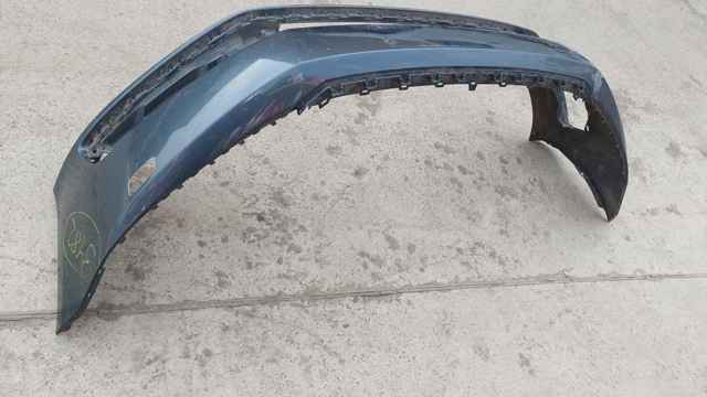 Zderzak przedni Volkswagen Passat 362