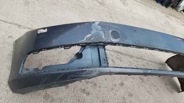 Zderzak przedni Volkswagen Passat 362