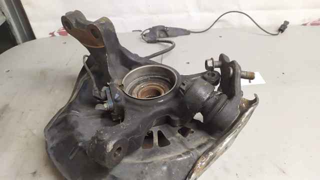 Piasta przednia 43502AA021 TOYOTA