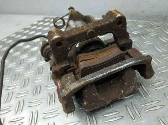 Zacisk hamulcowy tylny lewy 4400T7 PEUGEOT