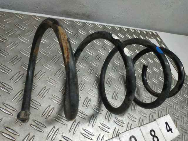 Sprężyna przednia 4813105810 TOYOTA