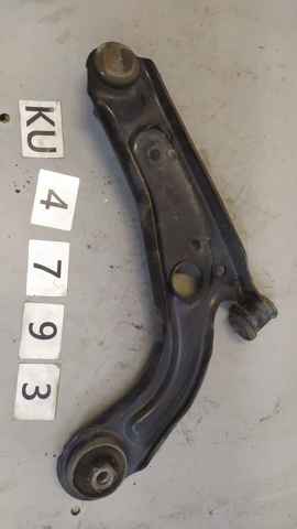 Wahacz zawieszenia przedniego dolny prawy 4877742AD FIAT