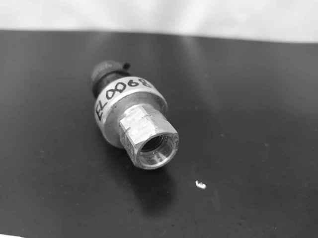 Czujnik ciśnienia bezwzględnego klimatyzacji 50550372 FIAT