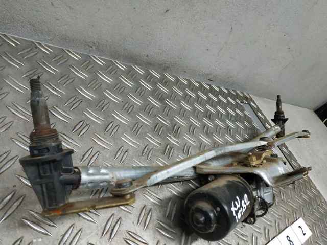 Silniczek wycieraczki szyby przedniej 53550102 RENAULT