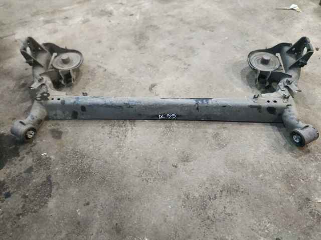 Korpus osi tylnej 555113267R RENAULT