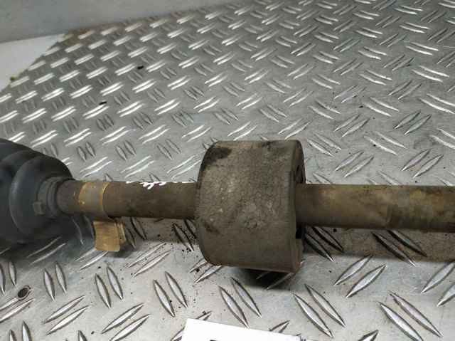 Półoś napędowa przednia prawa 55700559 FIAT