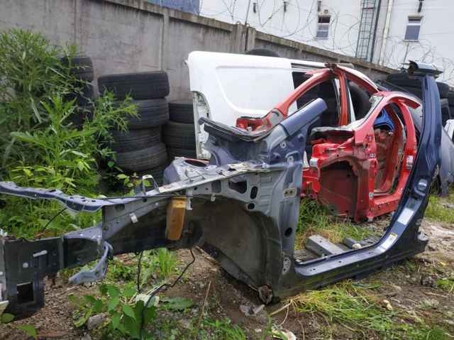 Błotnik przedni prawy do Suzuki Swift MZ, EZ