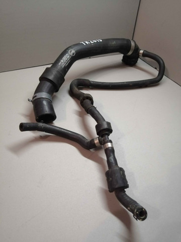 Przewód (króciec) chłodnicy górny Audi A3 8VS, 8VM