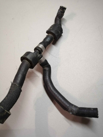 Przewód (króciec) chłodnicy górny Audi A3 8VS, 8VM