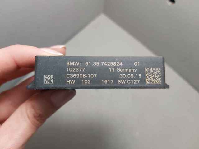Sterownik klapy bagażnika (3/5 drzwi tylnych) 61357429824 BMW