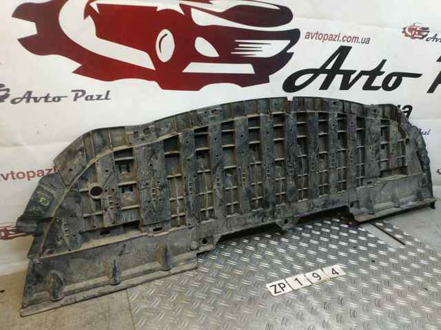 Wygluszenie maski Renault Fluence B3