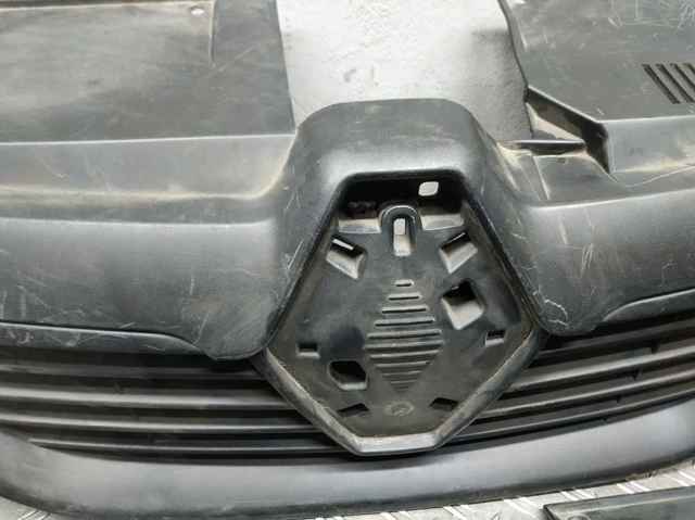 Atrapa chłodnicy Renault LOGAN 2 L52