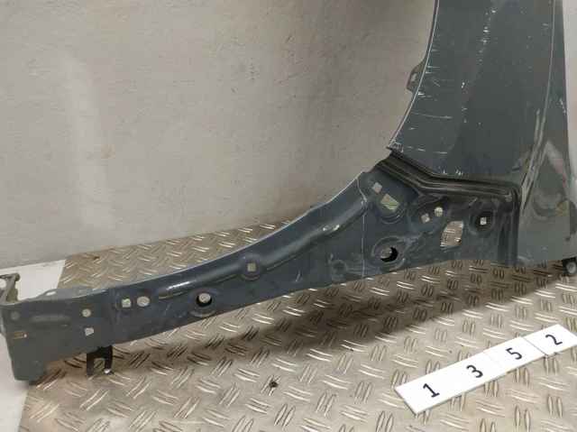 Błotnik przedni lewy Dacia Duster HM