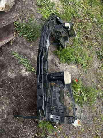 Osłona chłodnicy kompletna (panel mocowania reflektorów) KIA Sorento 1 JC