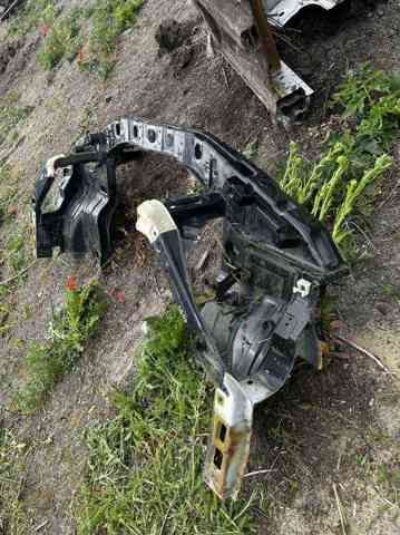 Osłona chłodnicy kompletna (panel mocowania reflektorów) KIA Sorento 1 JC