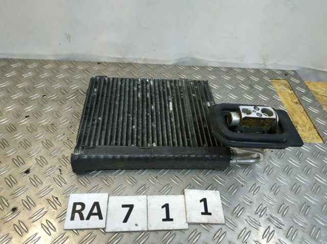 Parownik klimatyzacji 64119237510 BMW