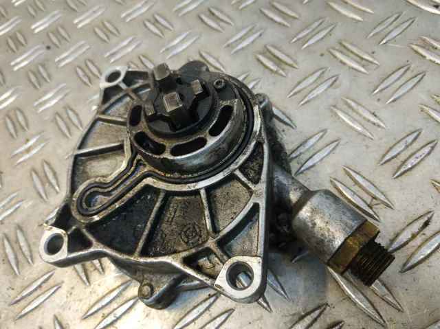 Pompa podciśnienia 6652300465 SSANG YONG