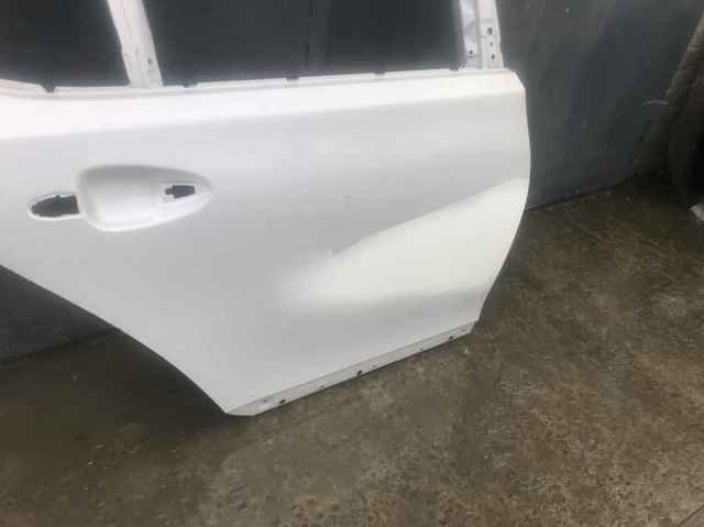 Drzwi tylne prawe Lexus LS USF4