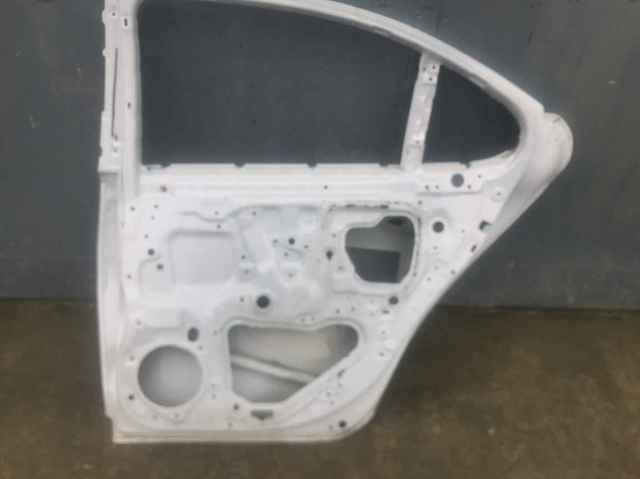 Drzwi tylne prawe Lexus LS USF4