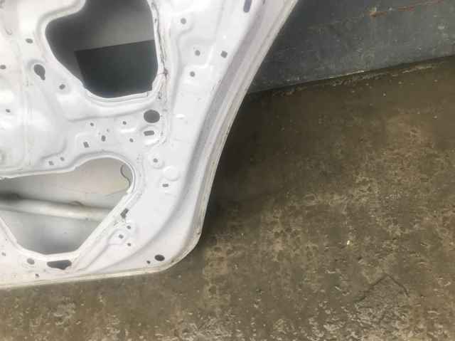 Drzwi tylne prawe Lexus LS USF4