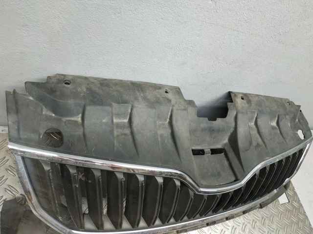 Atrapa chłodnicy 6V0853653 VAG