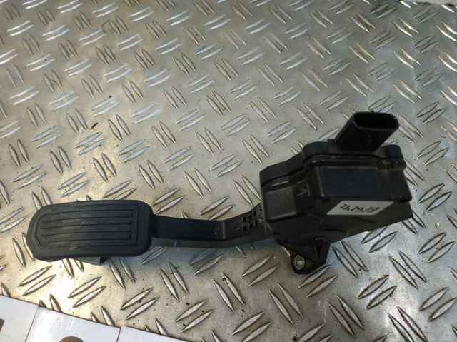Pedał przyspieszenia (gazu) 7811042040 TOYOTA