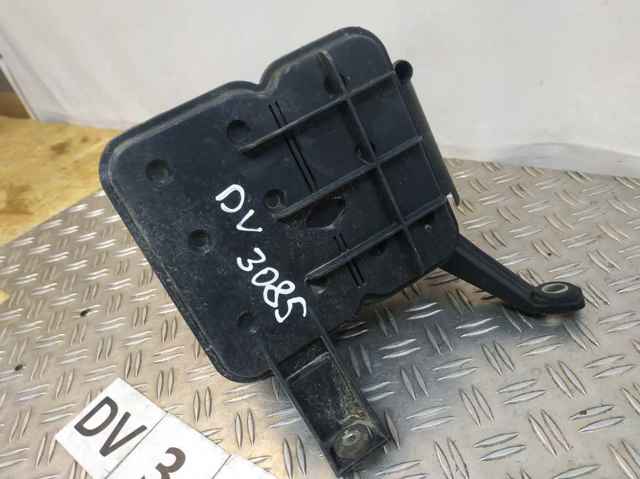 POCHŁANIACZ PAR PALIWA Audi Q7 4LB