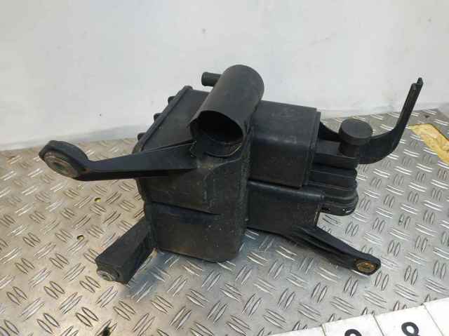 POCHŁANIACZ PAR PALIWA Audi Q7 4LB