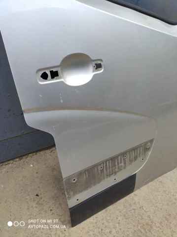 Drzwi przednie prawe 801001682R RENAULT
