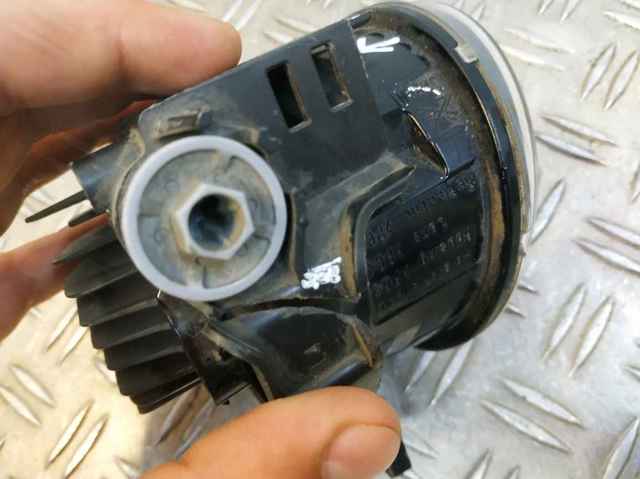 8121048050 Toyota