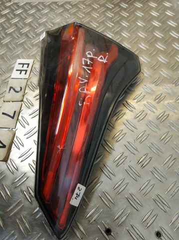 Lampa zespolona tylna prawa wewnętrzna 8158042031 TOYOTA
